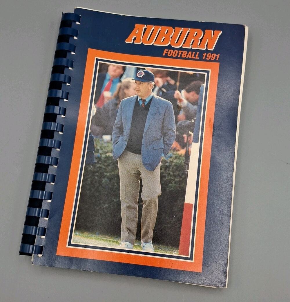 1991 Auburn Tigers Football Media Guide Coach Pat Dye Stan White Comb Bound